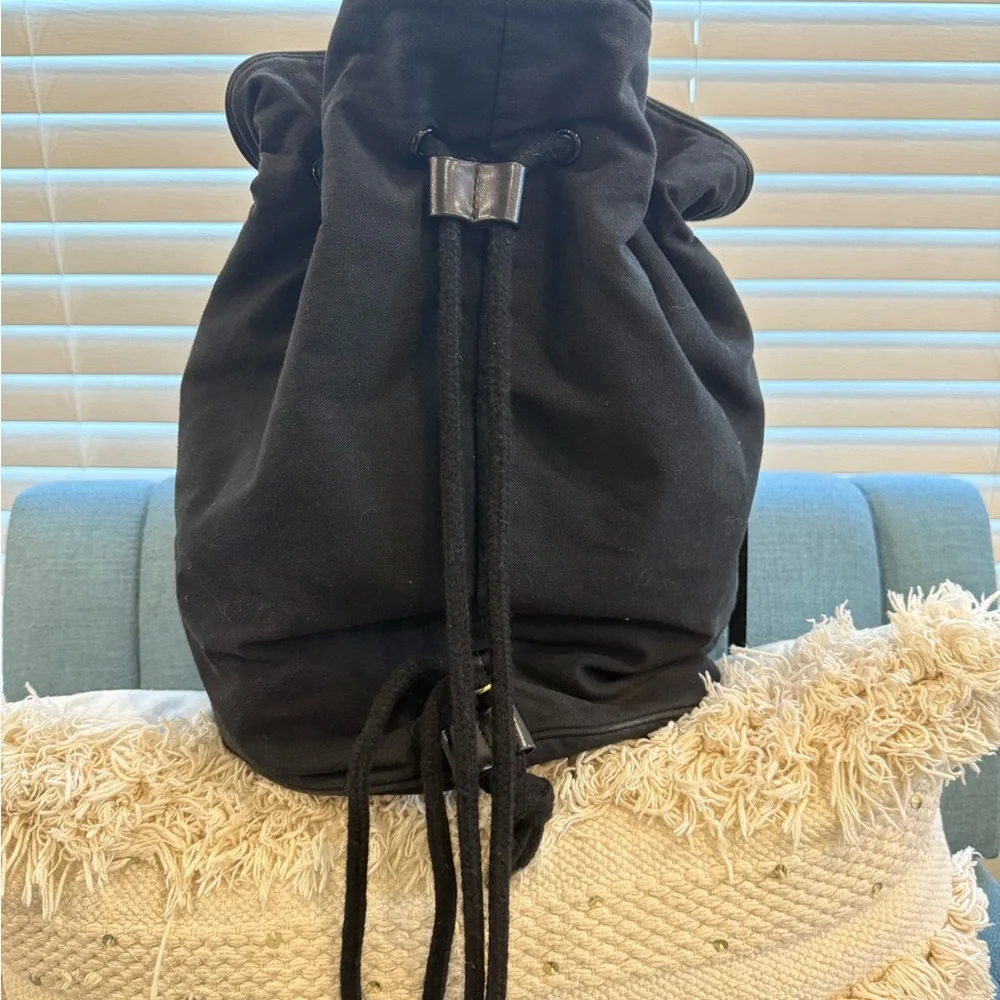 CHANEL Drawstring Backpack - Picture 5 of 9